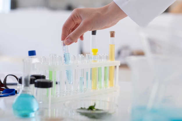 ΢��Ԫ�ؼ��ϵ��